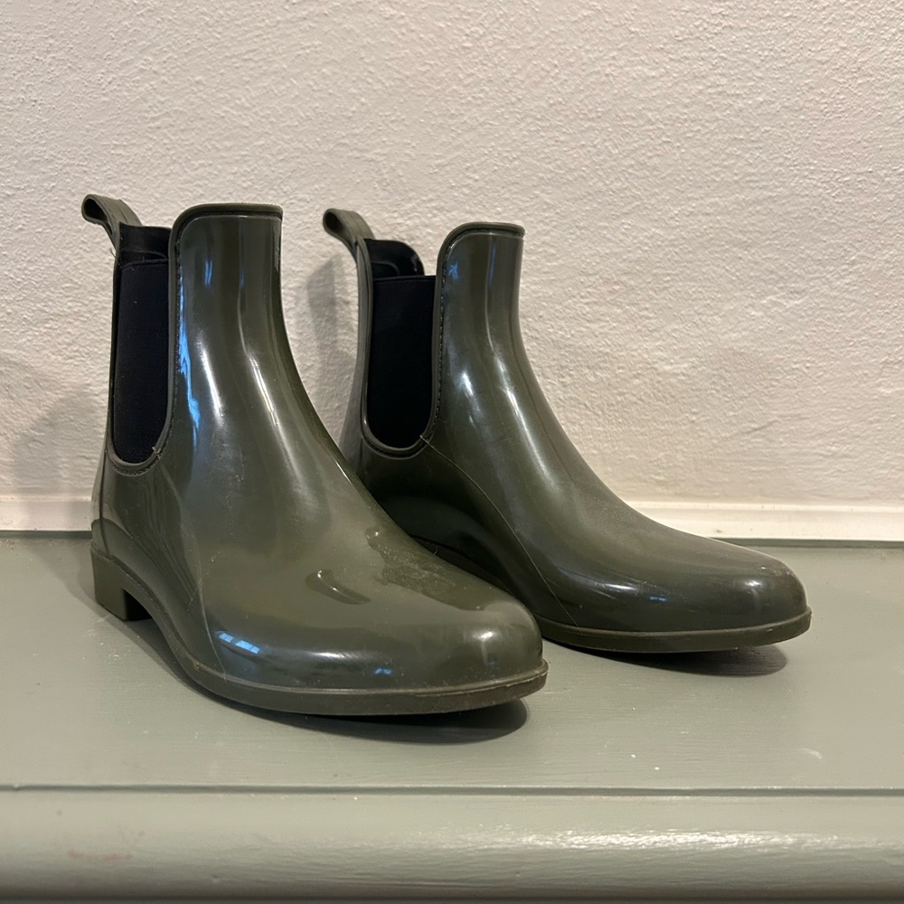 J. Crew Green Chelsea Rain Boots | Size 7